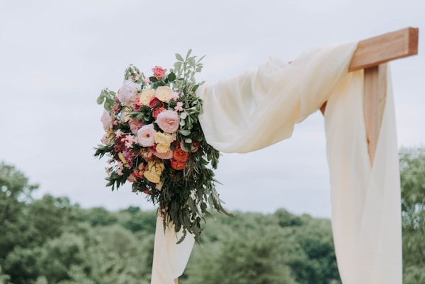 Rose petals arrangement